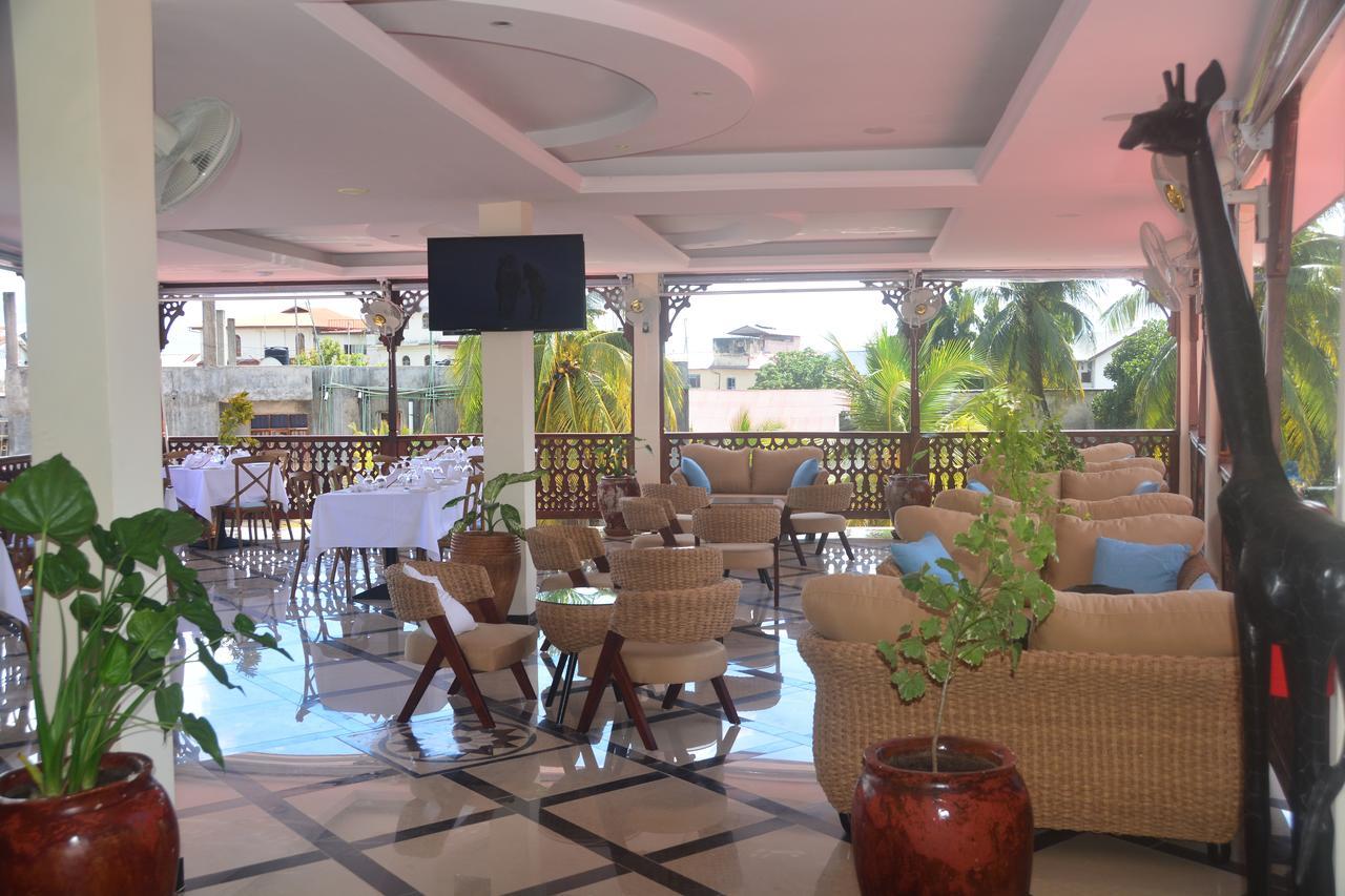 מלון Spice Palace 4*